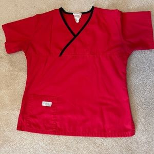Urbane scrub top, small.